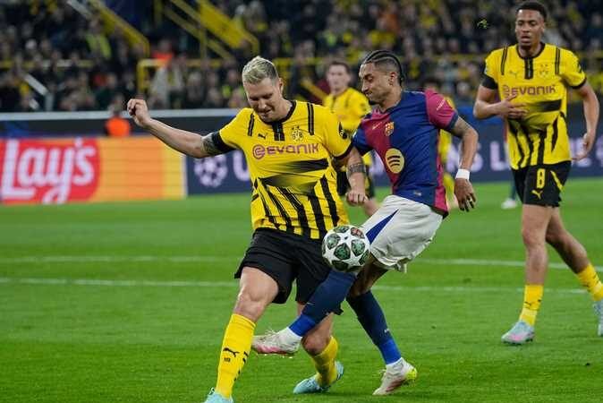 أهداف مباراة برشلونة وبوروسيا دورتموند في دوري أبطال أوروبا (فيديو)