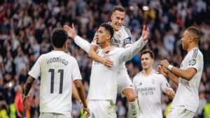 فوز ريال مدريد.. يؤجل تتويج برشلونة
