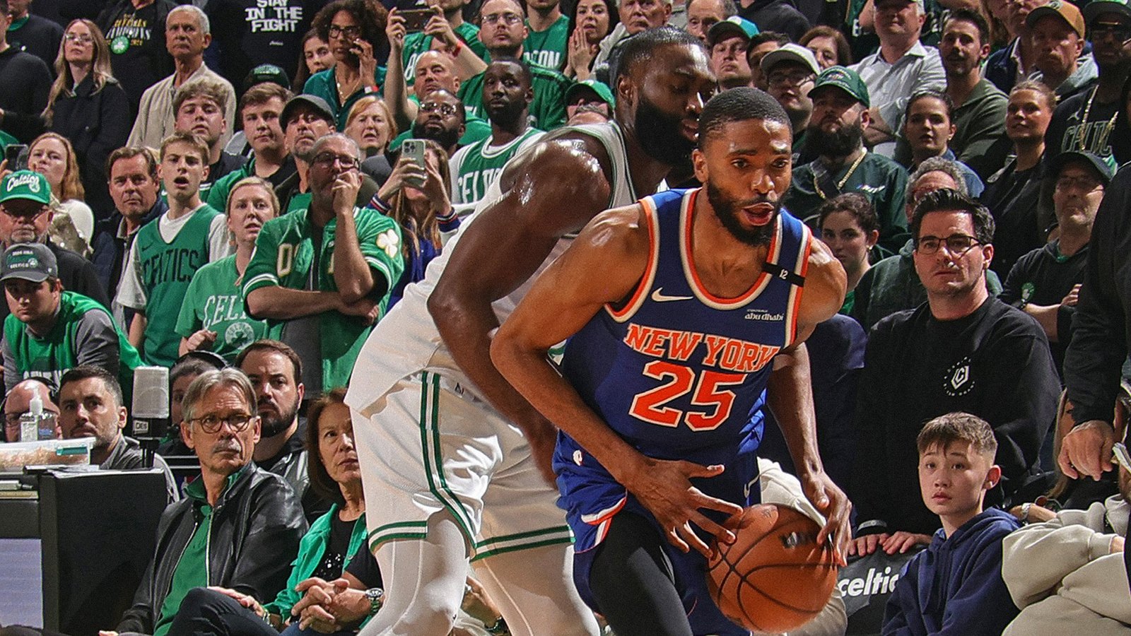 نهائيات دوري كرة السلة الأمريكي NBA تشهد واقعة تاريخية