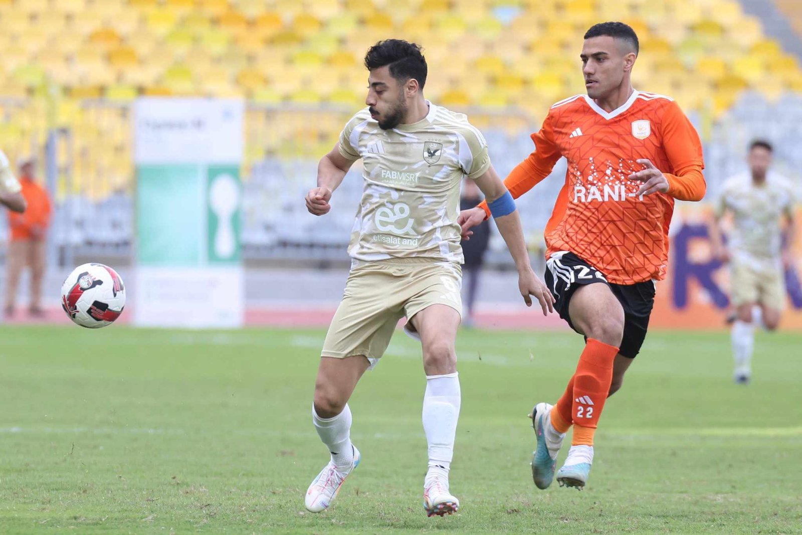 حكم مباراة الأهلي وفاركو.. مواجهة التتويج الأخيرة بالدوري المصري